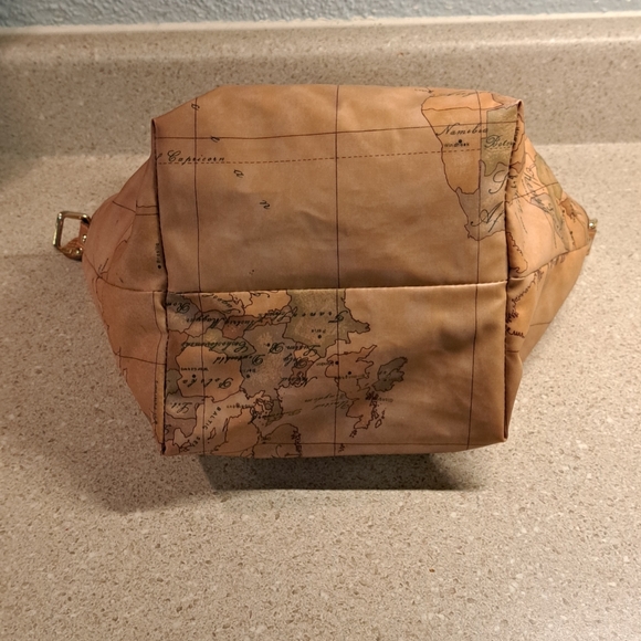 Alviro Martini Tote Bag - Picture 12 of 14